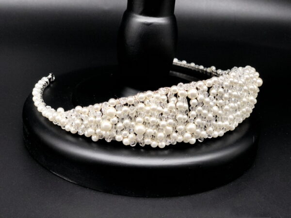 AR261 - Grace Tiara – Image 7