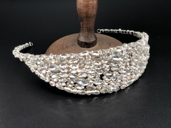 AR761 Darling Double Band Tiara – Image 3