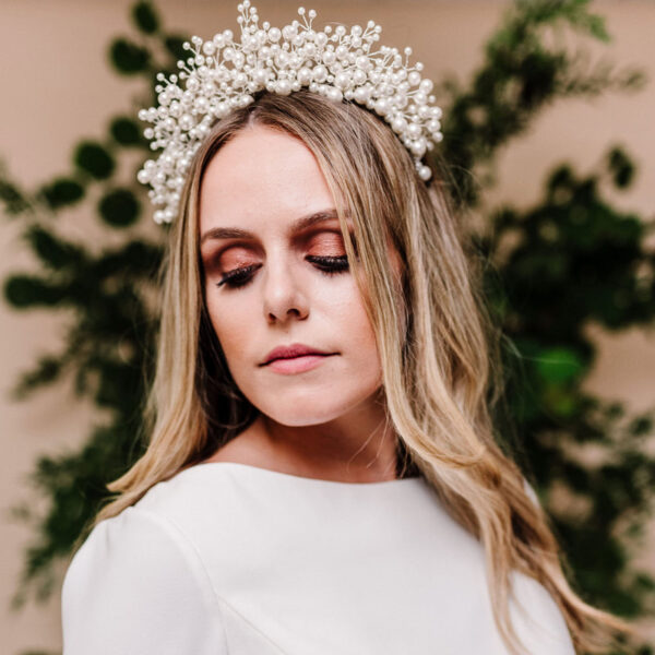 AR598 - Everlasting Tiara – Image 3