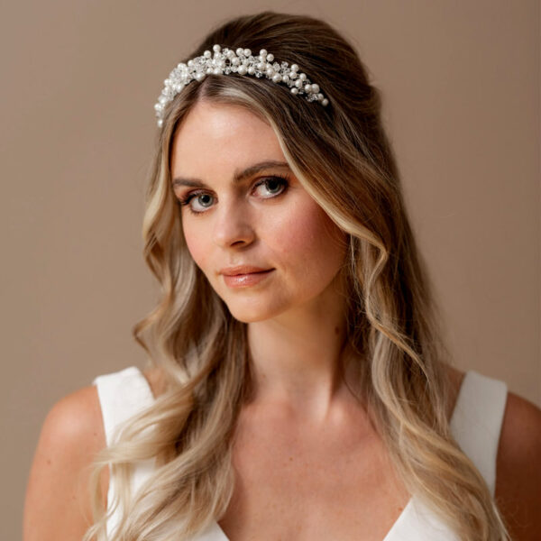 AR649 - Adore Tiara