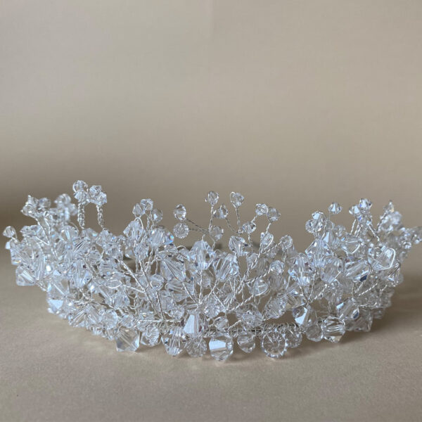 AR762 - Zara Crystal Tiara