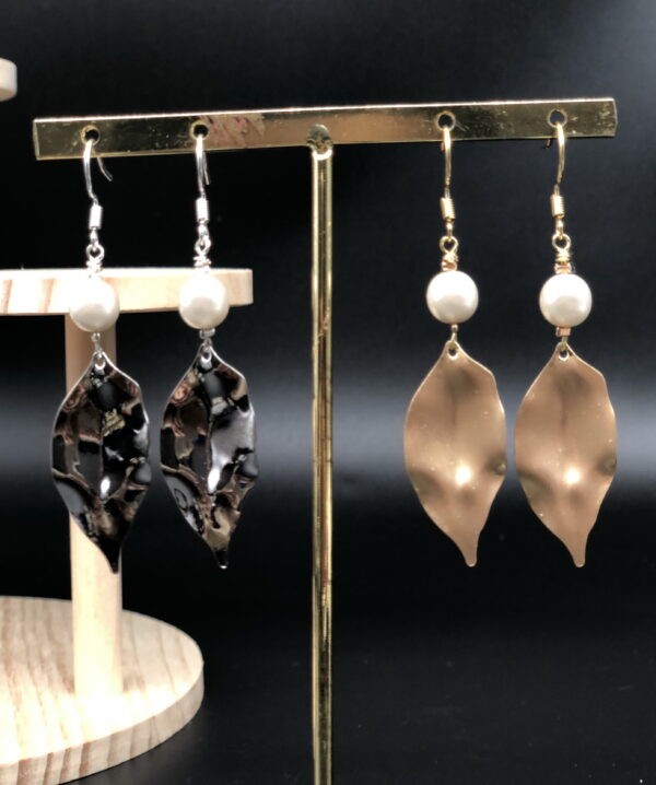 ARE763 Lilibet Earrings – Image 3