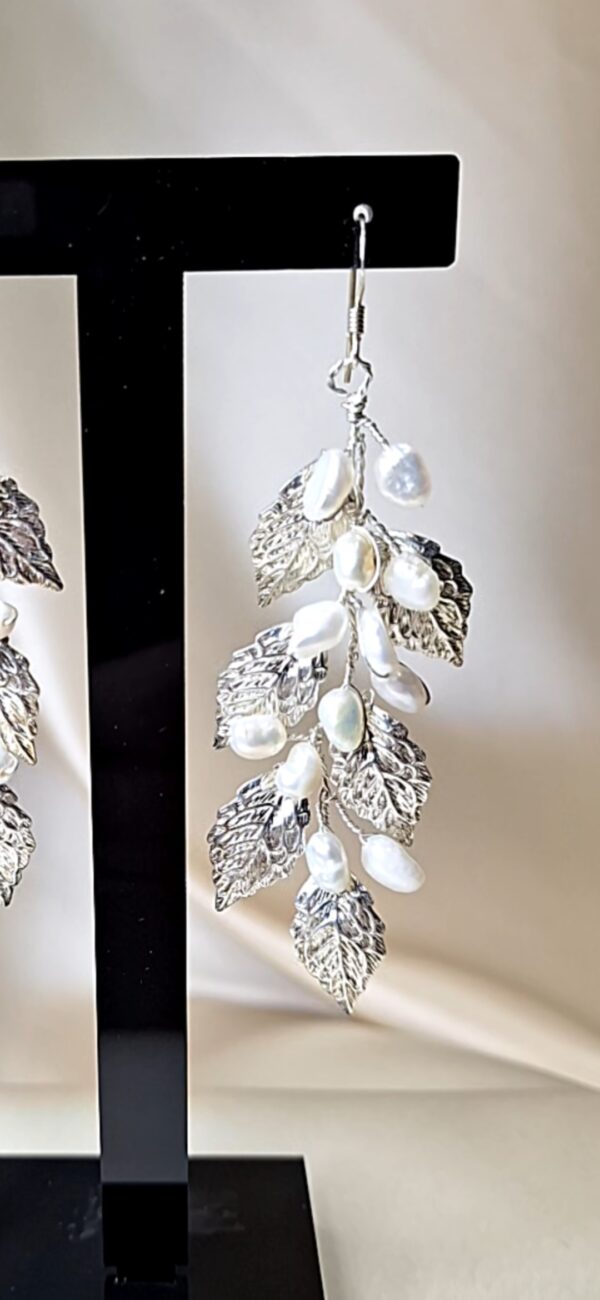 ARE772 Cora Long Earrings – Image 2