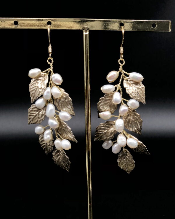 ARE772 Cora Long Earrings – Image 3