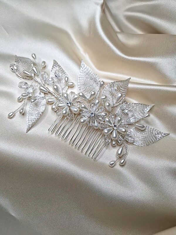 AR845 Hallie Comb